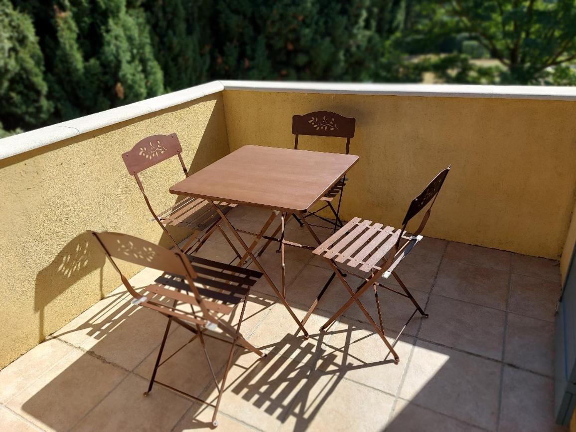 En Provence, Chez Stephanie Et Marcel Saint-Rémy-de-Provence エクステリア 写真
